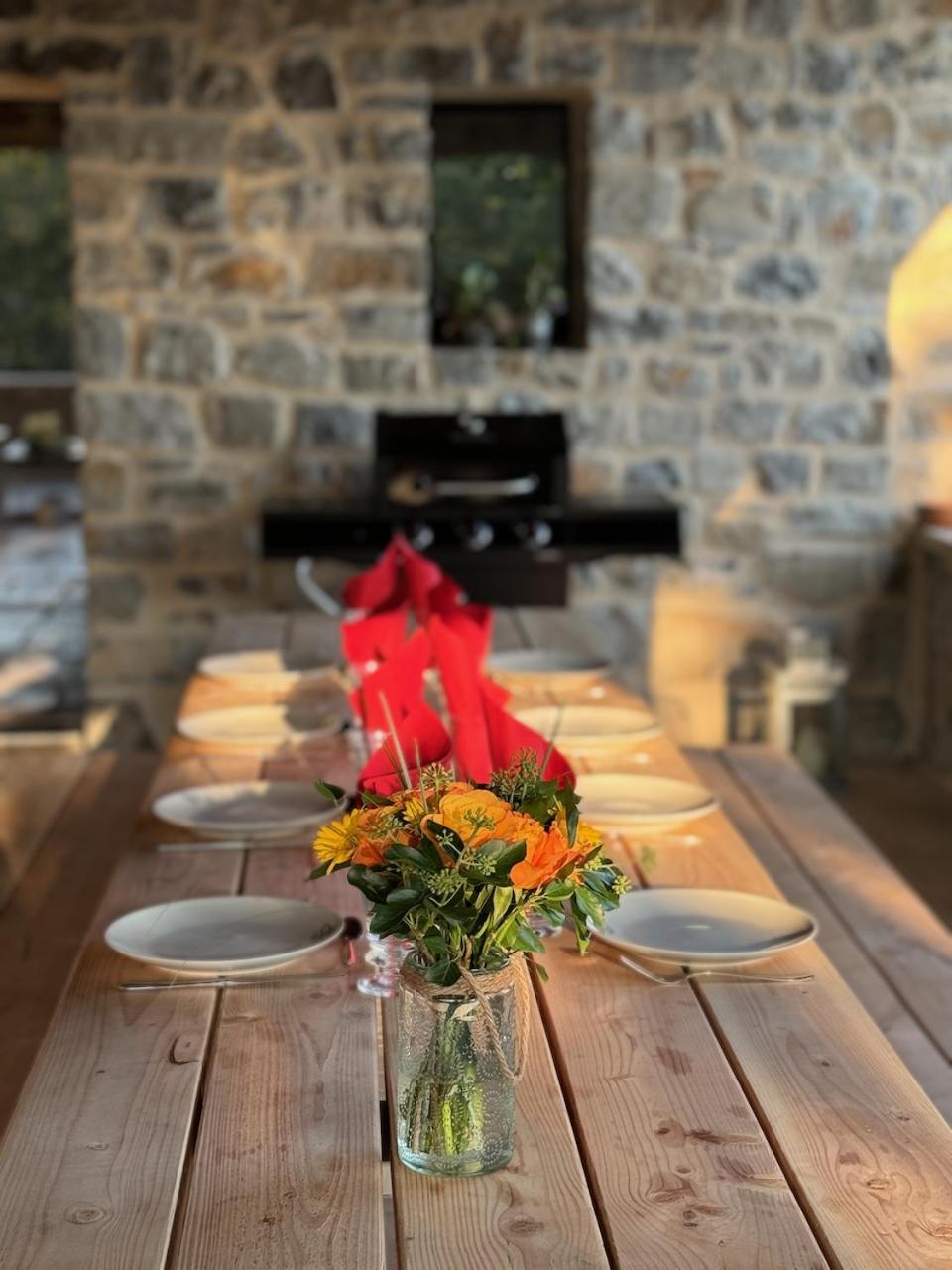Luxurious Family House With Pool In Ardeche. Villa Les Vans Eksteriør bilde